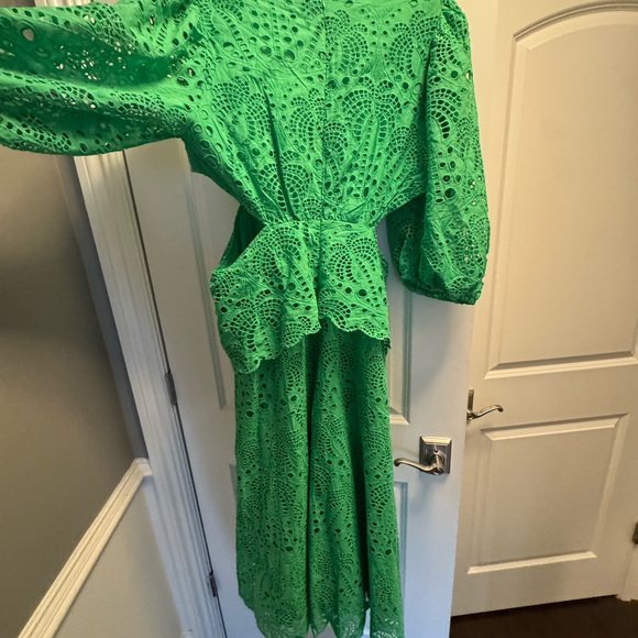 Farm Rio NWT Green Midi Sundress with Plunge Neckline and Puff Sleeves - Picture 3 of 6